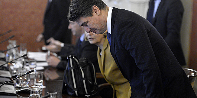 Zagreb, 100113.Markov trg.Banski dvori.Redovita sjednica Hrvatske Vlade.Na slici: Zoran Milanovic.Foto: Goran Mehkek / CROPIX