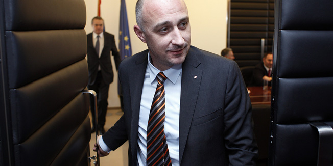 Zagreb, 160113.Ministar gospodarstva Ivan Vrdoljak i generalni direktor Gazprom Exporta Alexsander Medvedev sastali su se u ministarstvu gospodarstva u Vukovarskoj ulici i razgovarali o plinskom poslovanju.Na fotografiji: Alexsander Medvedev i Ivan Vrdoljak.Foto: Dragan Matic / CROPIX