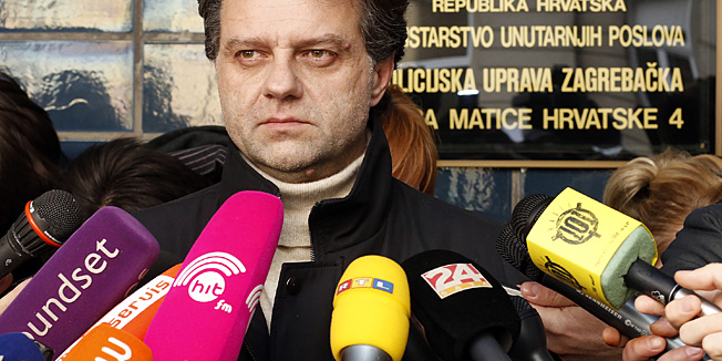 Zagreb, 230113.Maticina ulica.Nacelnik policijske uprave zagrebacke, Goran Burusic odrzao je press konferenciju u vezi eksplozije bombe na trgu Bana Jelacica.Foto: Damjan Tadic / CROPIX