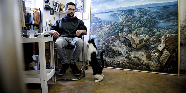 Zagreb, 141013.Medica, Pierottijeva.Slikar Stipan Tadic u svom ateljeu.Foto: Sandra Simunovic / CROPIX