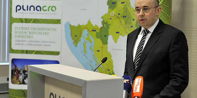 Zagreb, 260313.Konferencija za medije predsjednika Uprave Plinacroa Mladena Antunovica na kojoj je predstavio ostvarene rezultate tijekom 2012. godine, te odgovaro na pitanja novinara.Na fotografiji: Mladen AntunovicFoto: Bruno Konjevic / CROPIX