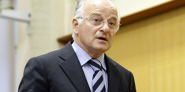 Zagreb, 261012.Markov trg.Nastavak redovite sjednice sabora.Na slici:Josip Leko.Foto: Goran Mehkek / CROPIX
