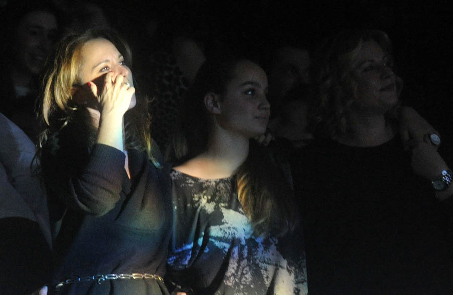 Zagreb, 171112.Koncert s turneje NeBo Nine Badric odrzan je veceras u Dvorani Drazena Petrovica.Na slici: publika.Foto: Srdjan Vrancic / CROPIX