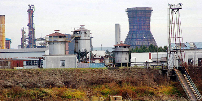 Slavonski Brod, 121107.rafinerija nafte u Bosanskom Brodu.Foto: Danijel Soldo / Cropix