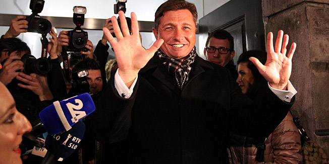 Ljubljana, 021212.Bivsi Slovenski premijer, Borut Pahor, prema prvim nesluzbenim rezultatima pobijedio je protivnika Danila Turka na predsjednickim izborima u Sloveniji.Na fotografiji: Borut Pahor u svom izbornom stozeru.Foto: Tomi Lombar / DELO / CROPIX