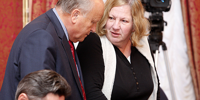 Zagreb, 211112.Vlada RH.Sjednica Vlade Republike Hrvatske.Na fotografiji: Slavko Linic, Andrea Zlatar.Foto: Davor Pongracic / CROPIX