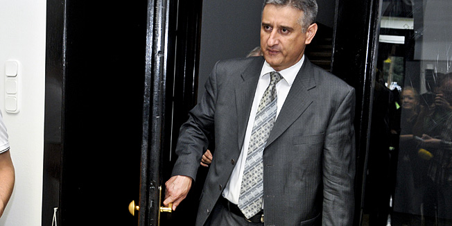 Zagreb, 300912.   Predsjednik HDZ-a Tomislav Karamarko dao je izjavu za medije povodom smrti predsjednika sabora Borisa Sprema.Foto: Admir Buljubasic /  CROPIX