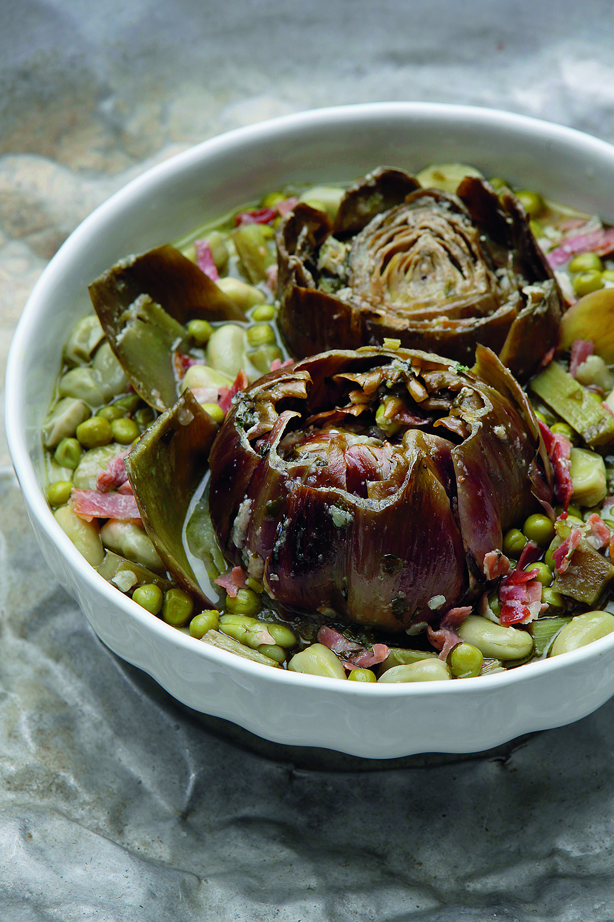 Artičoke s bobom i graškom