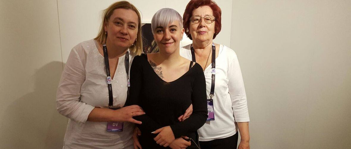 Nina_Kraljic_s_mamom_i_bakom