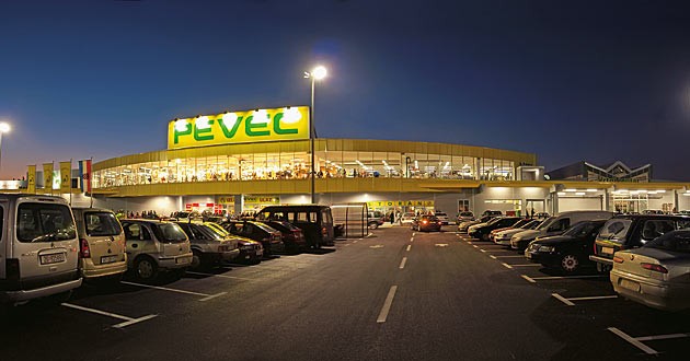 Pevec_centar