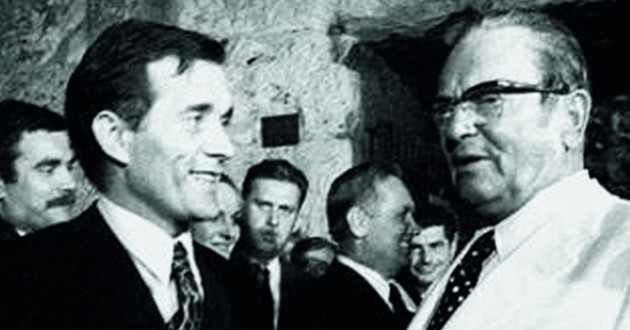 Antun Vrdoljak (lijevo) i Josip Broz Tito (desno)