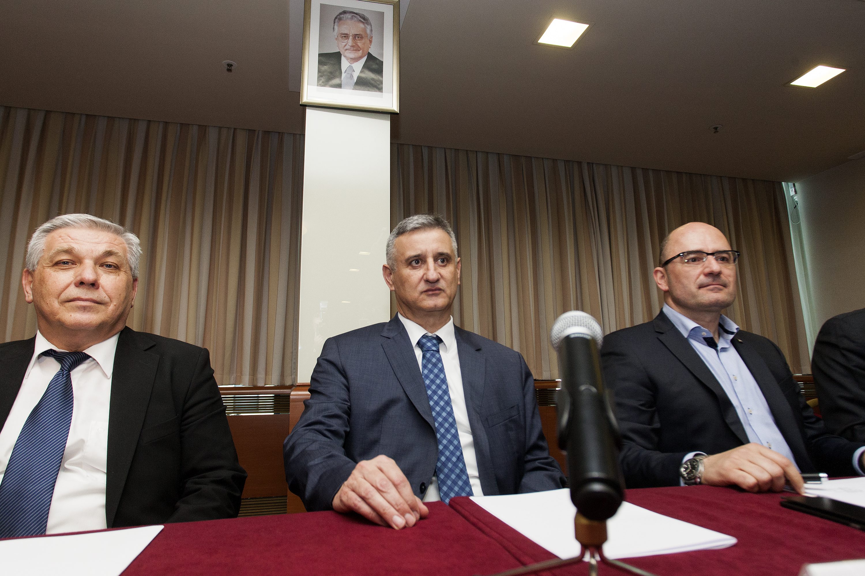 hdz_sjednica7-270516