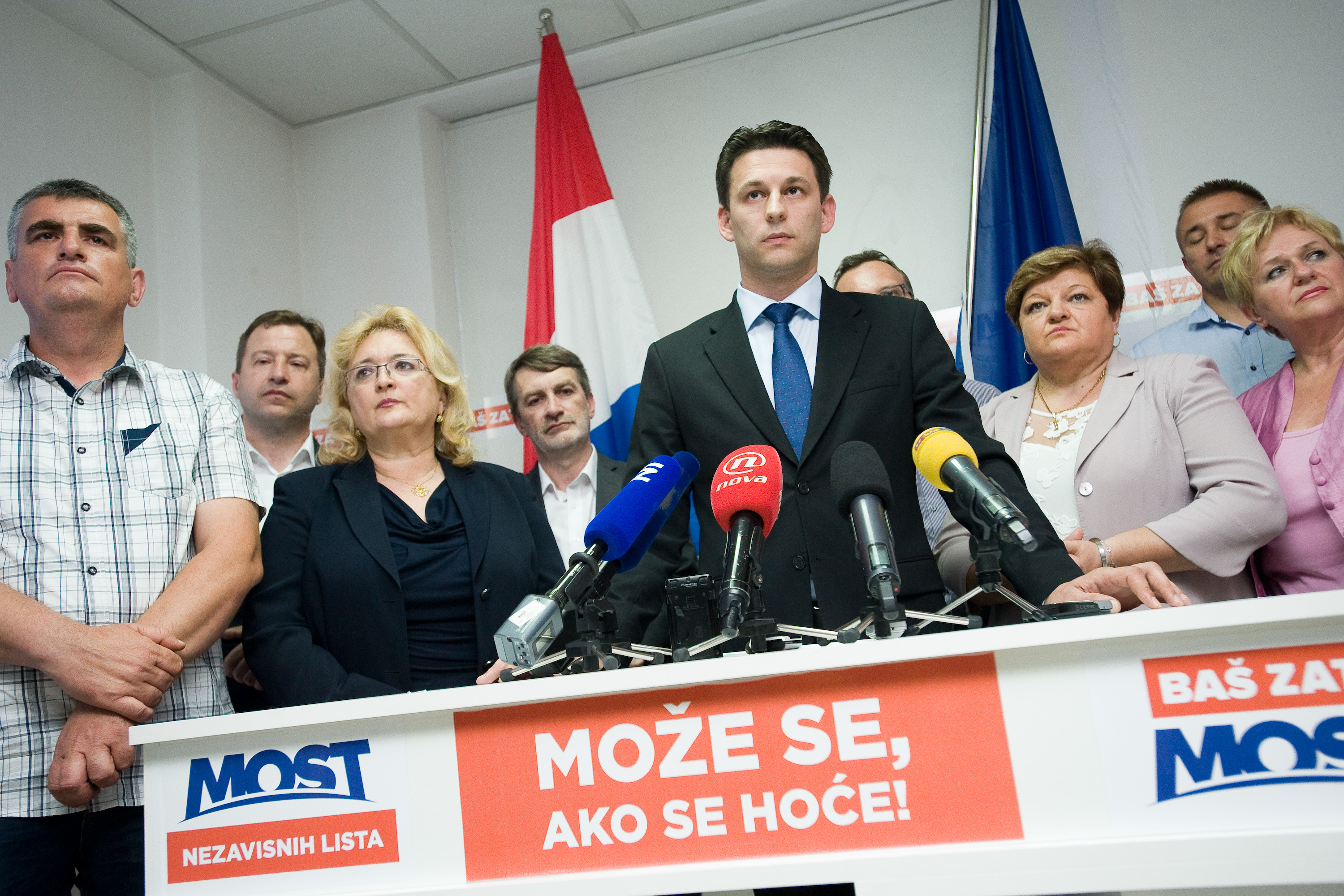 petrov_press12-270516