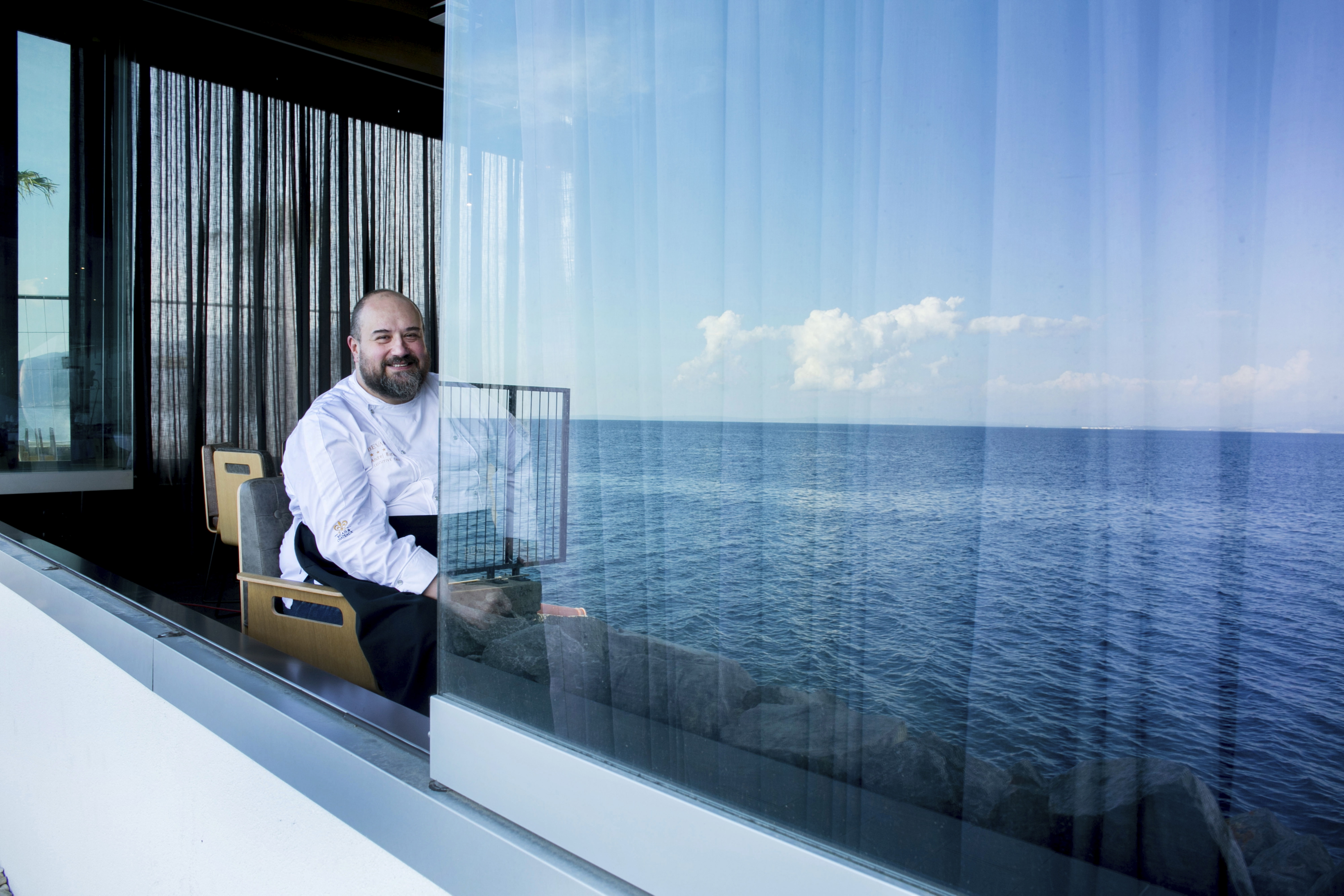 Opatija, 160615.
Kuhinju modernog restorana i hotela Bevanda vodi kuhar Andrej Barbieri.
Prezentirao je svoja autorska jela inspirirana morem s vrhunskim namirnicama.
Foto: Berislava Picek / CROPIX