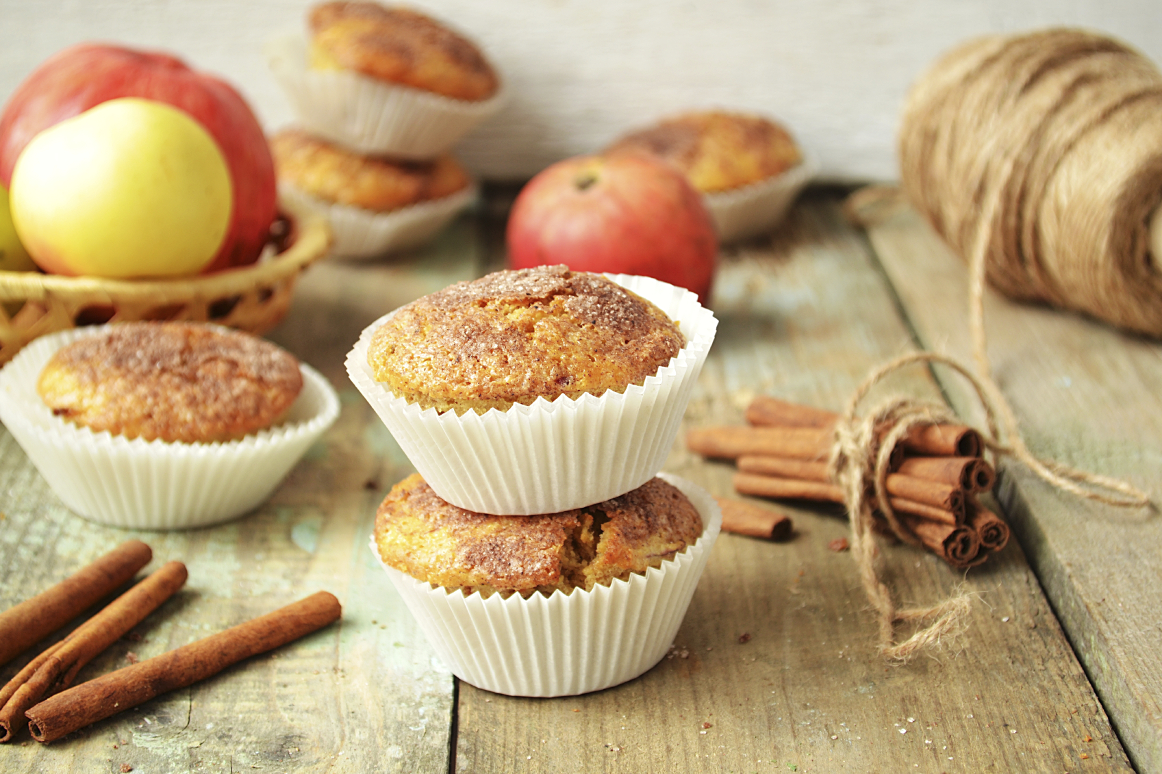 Apple Cinnamon Muffins