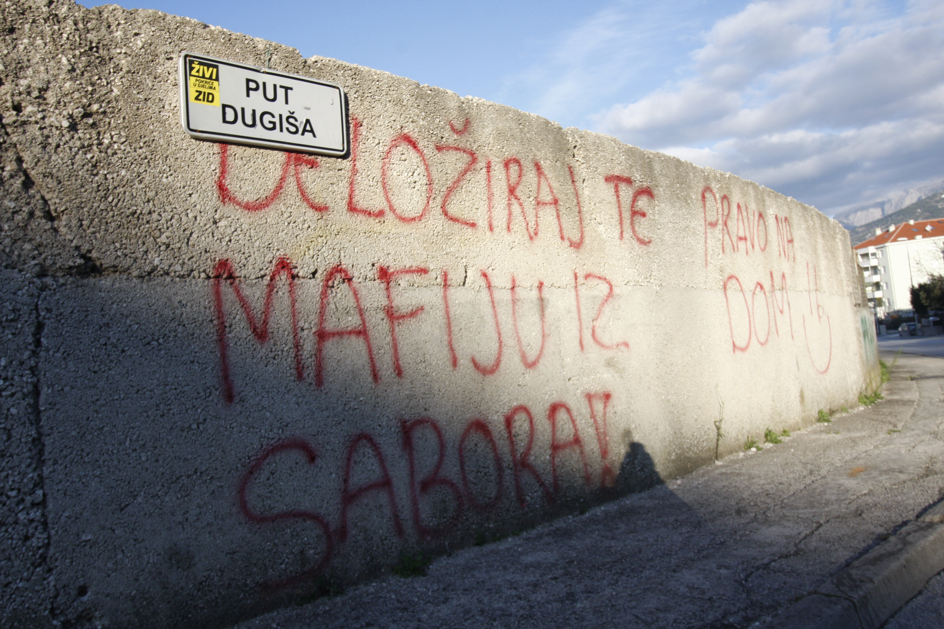 Deložacija u Makarskoj
 

