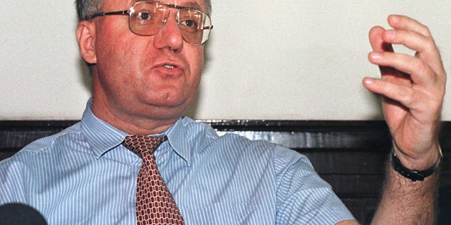 Radical party leader Vojislav Seselj, second placed at Serbia's presidential elections, gestures during a news conference in Belgrade September 23. The presidential battle between ultranationalist Seselj and Zoran Lilic, candidate of ruling Socialist party, is headed for a run-off on October 5 since no candidate appeared likely to have achieved more than 50 percent in first round. - RTXH95T