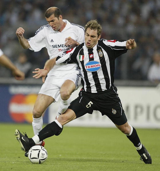 Igor Tudor u duelu sa Zinedineom Zidaneom