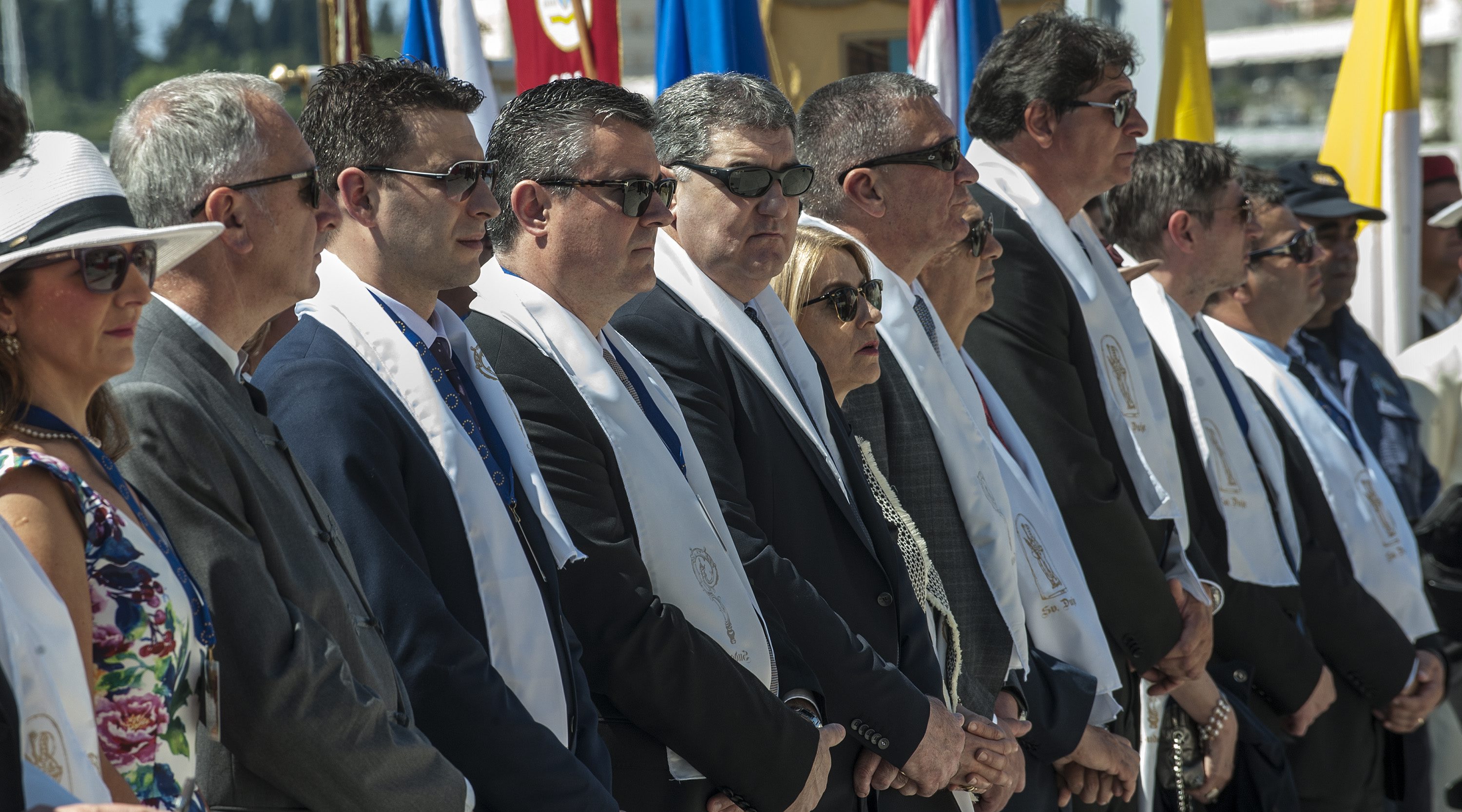 Split, 070516.
Proslava svetkovine Svetoga Dujma zastitnika grada Splita koja je zapocela svecanom procesijom gradskim ulicama dok jemisno slavlje predvodio vojni ordinarij biskup Jure Bogdan.
Na fotografiji: Bozo Petrov, Tihomir Oreskovic i Ivo Baldasar.
Foto: Josko Ponos / CROPIX