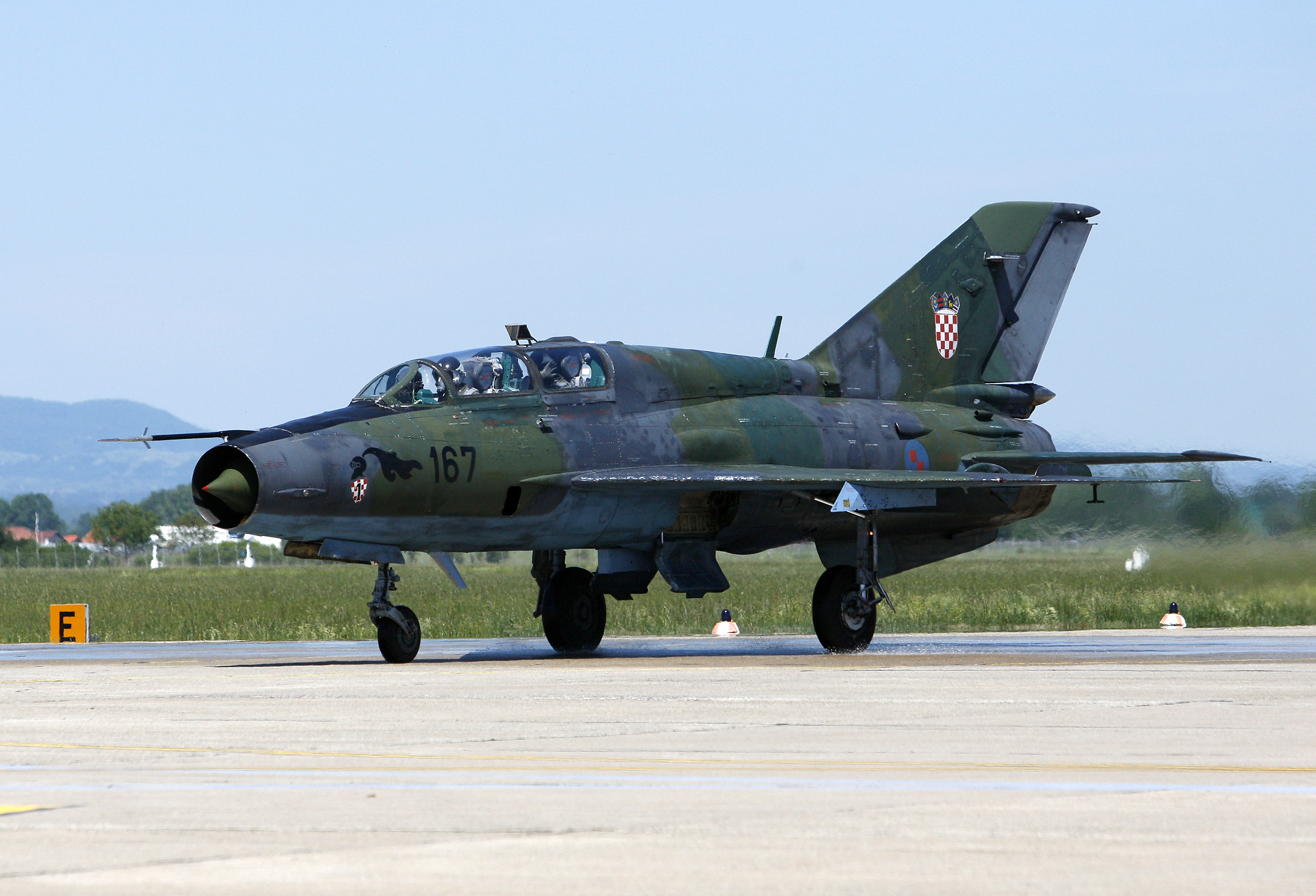 Avion hrvatskog zrakoplovstva MIG-21
