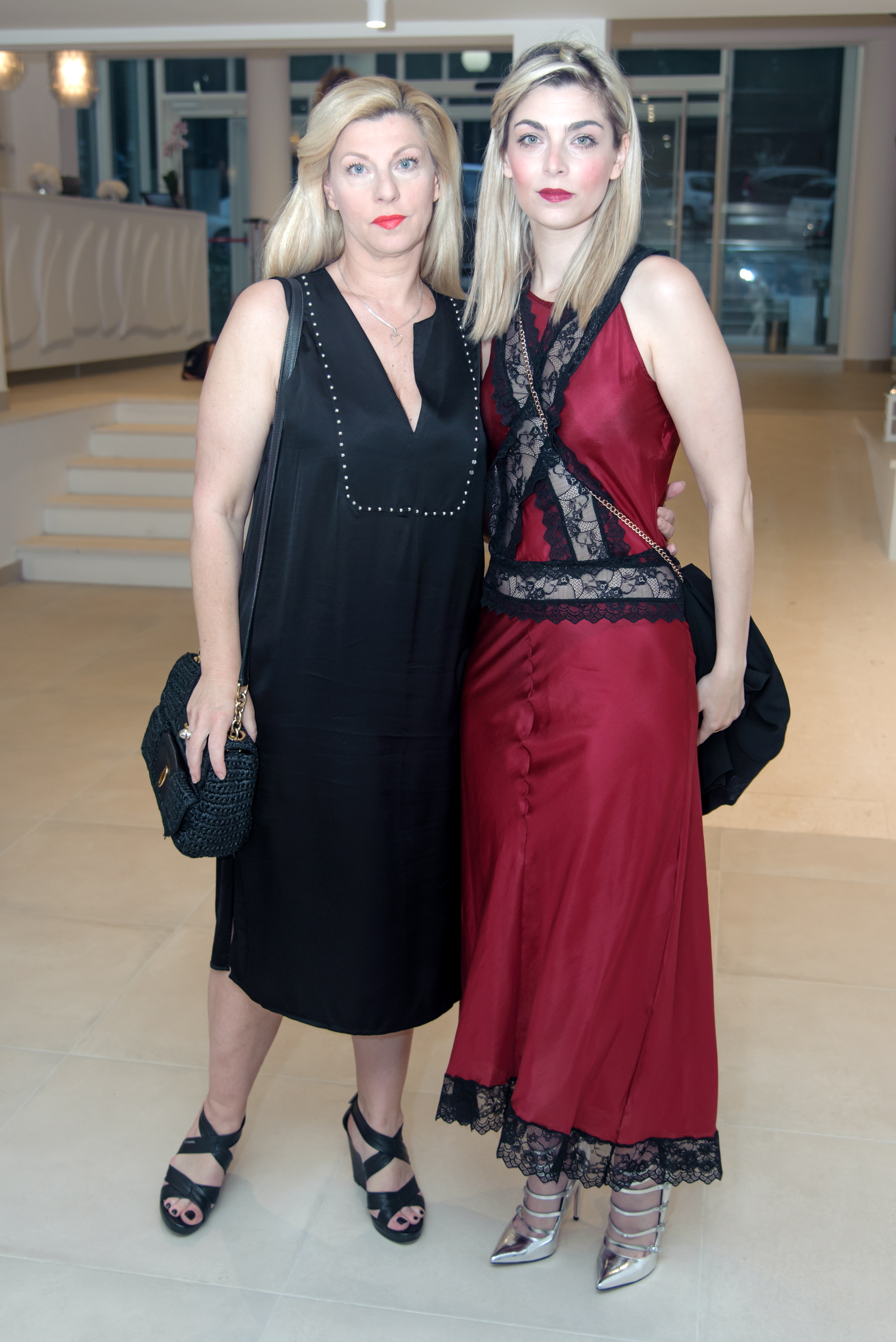 Na fotografiji: Suzy i Sarah Josipović Redžepagić