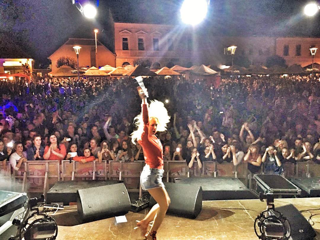 13394862_612020848962243_87299655_n