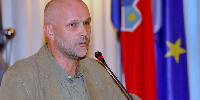 Zagreb, 050515.Novinarski dom. Svecana podjela novinarskih nagrada Hrvatskog novinarskog drustva (HND) u povodu Svjetskog dana sloboda medija.Na fotografiji: Sasa Lekovic.Foto: Srdjan Vrancic / CROPIX