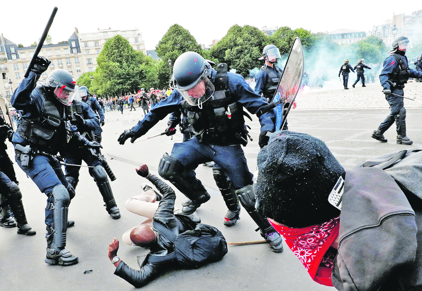 64230-82715-2016-06-14T174809Z_25179997