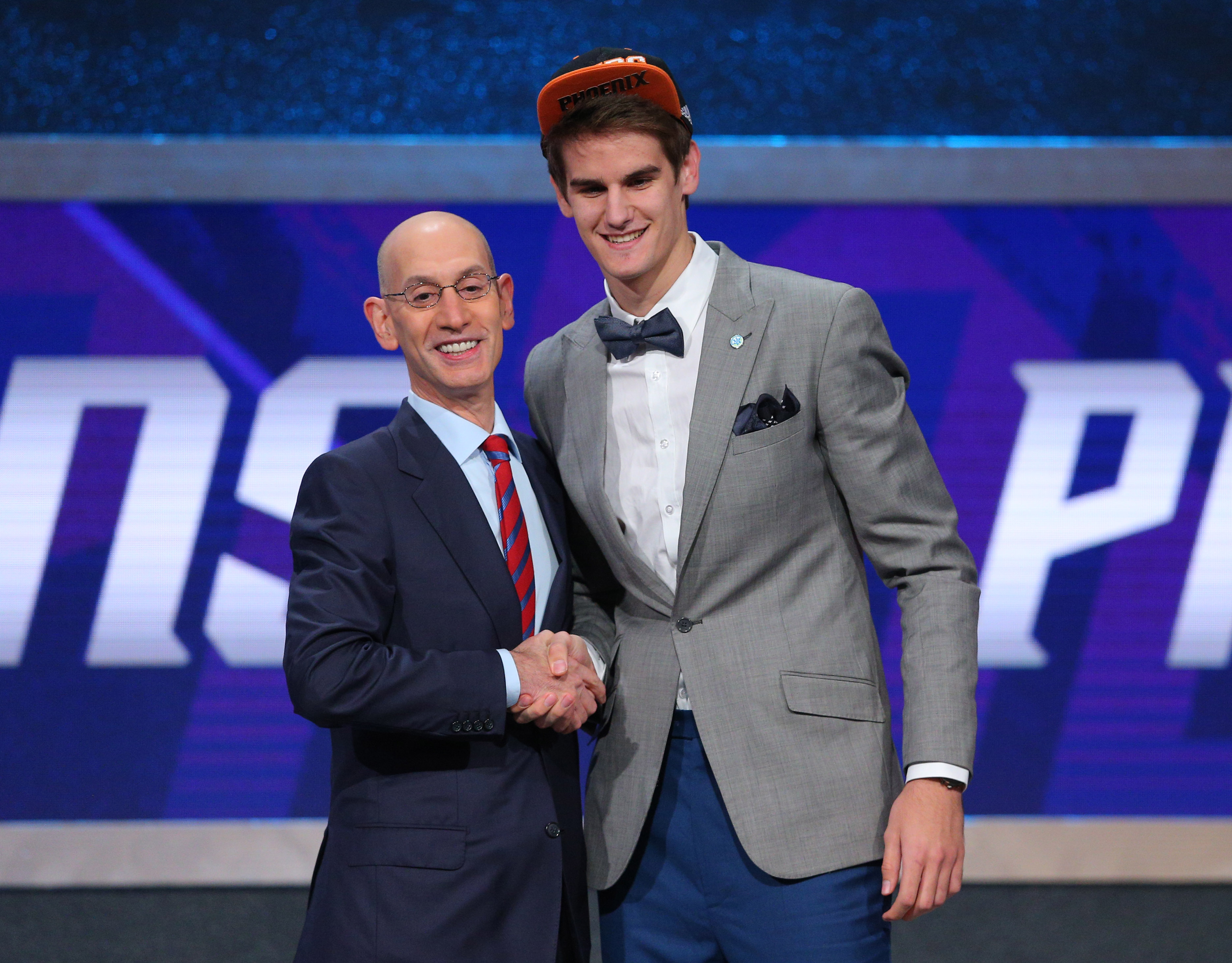 2016-06-24T000429Z_397270946_NOCID_RTRMADP_3_NBA-NBA-DRAFT