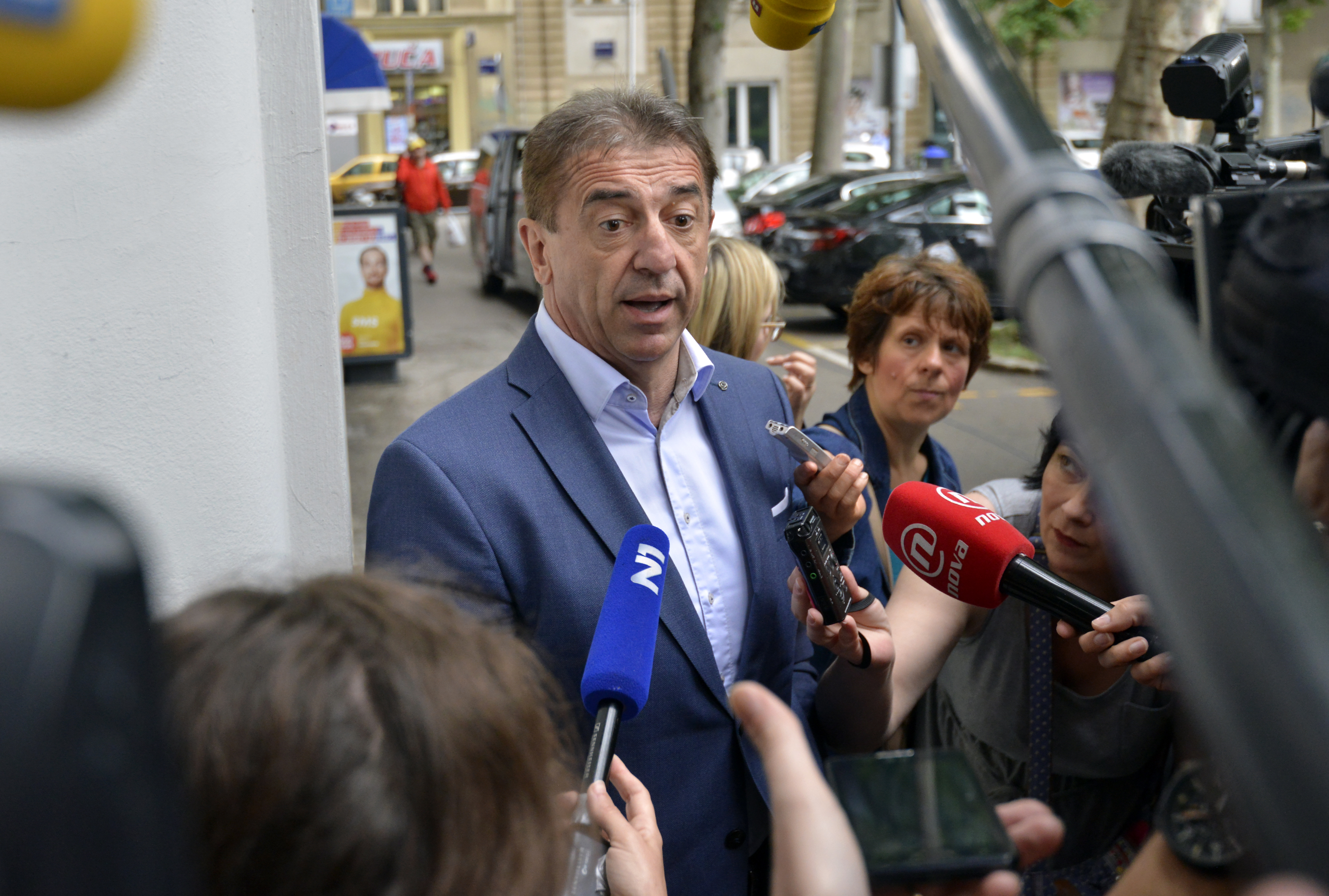 hdz_predsjednistvo7-270616