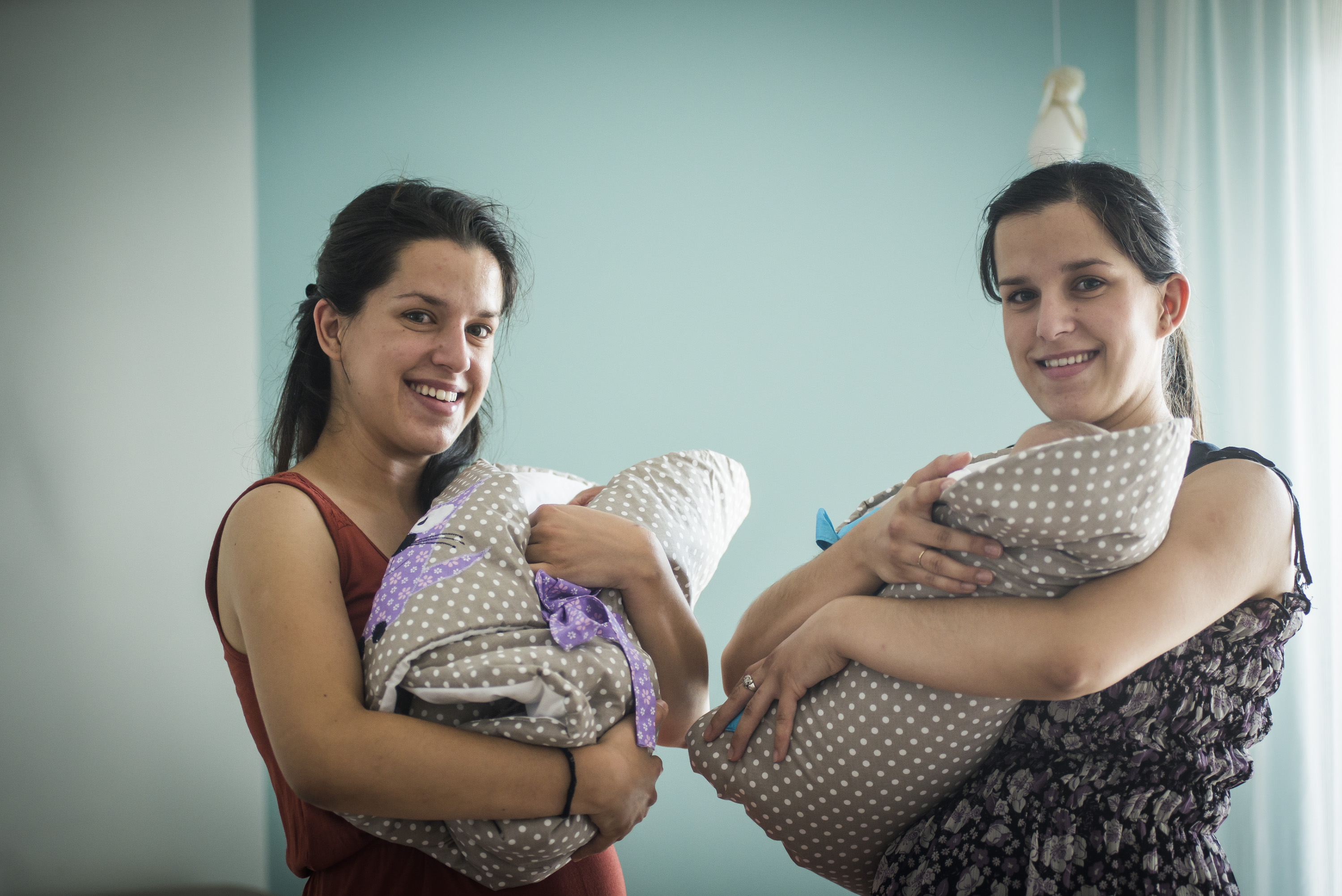 Sestre blizanke Karmen i Sara Roca