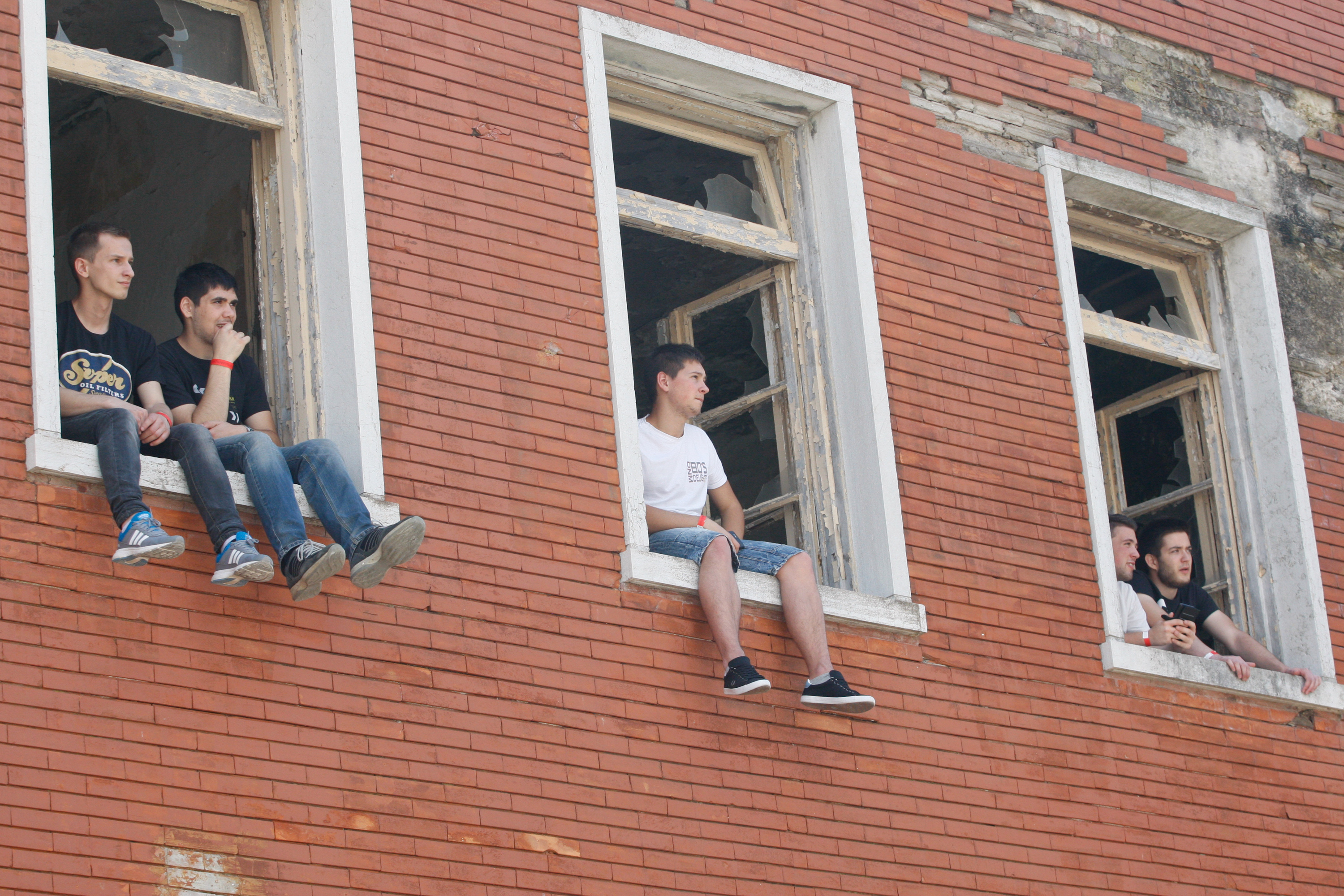 no_traction03-050616