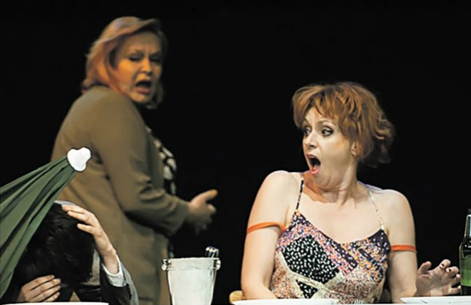 Ksenija Marinković i Nina Violić