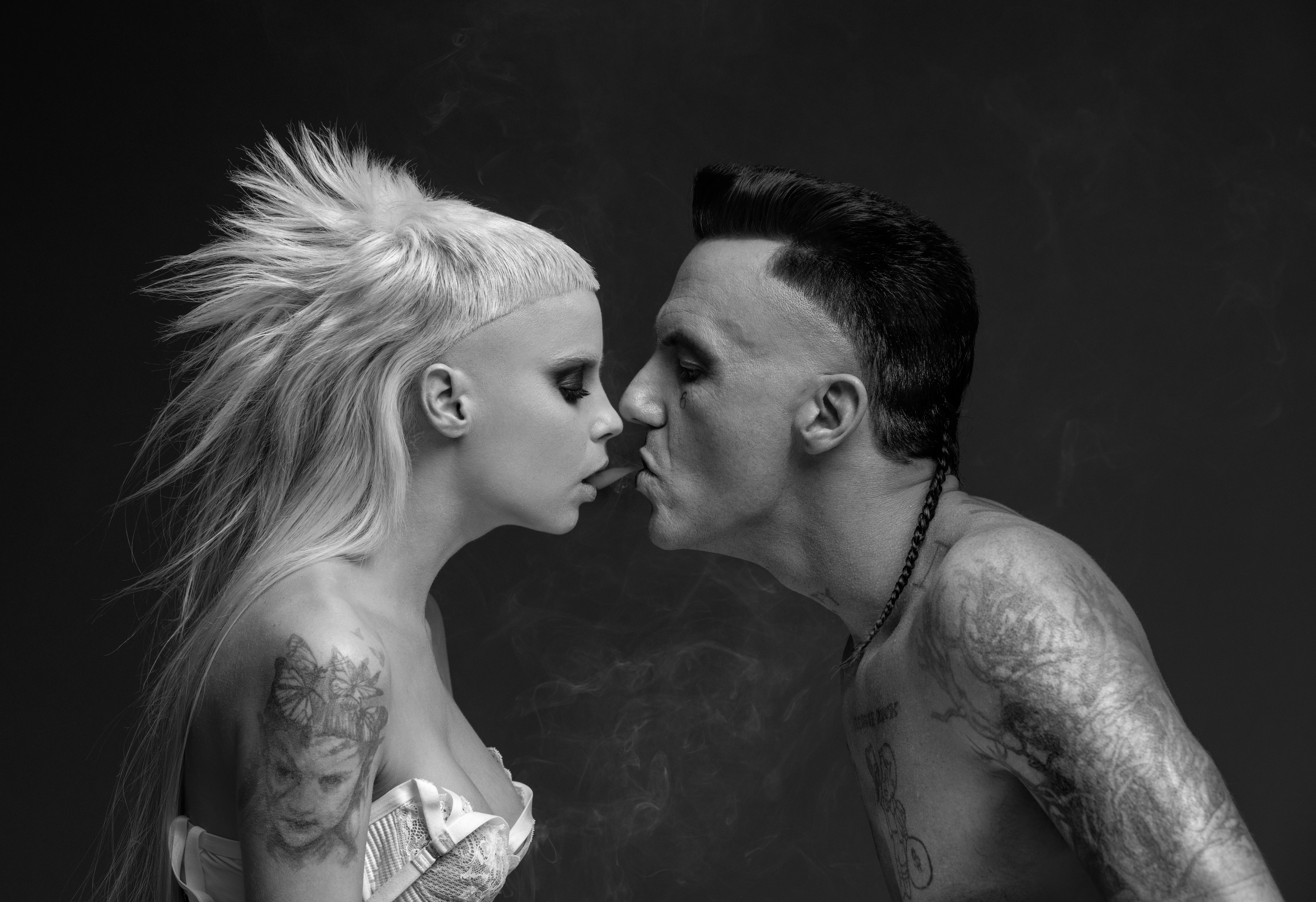 Amanda_Demme_Die_Antwoord_Zef_Tour_Management_darker