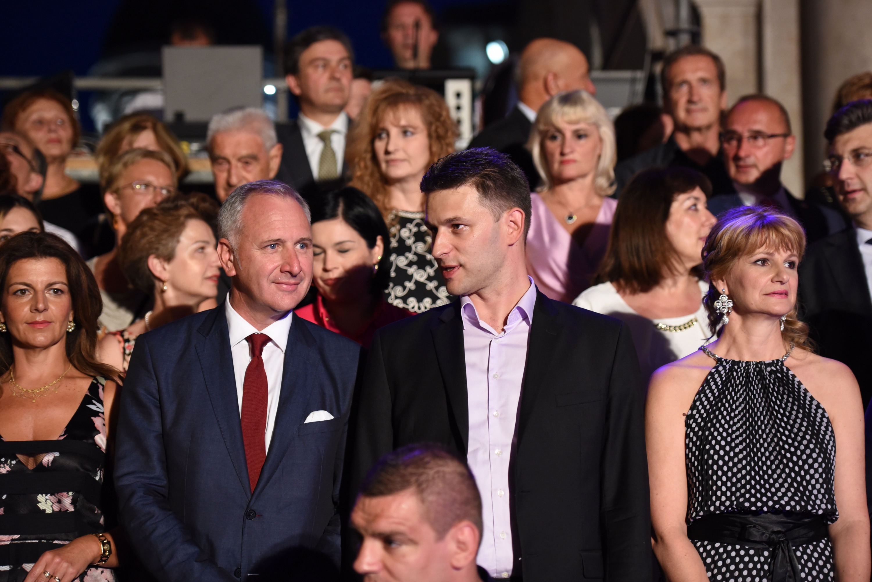 Podizanjem zastave Libertas uz stihove Himne slobodi, večeras su svečano otvorene 67. Dubrovačke ljetne igre