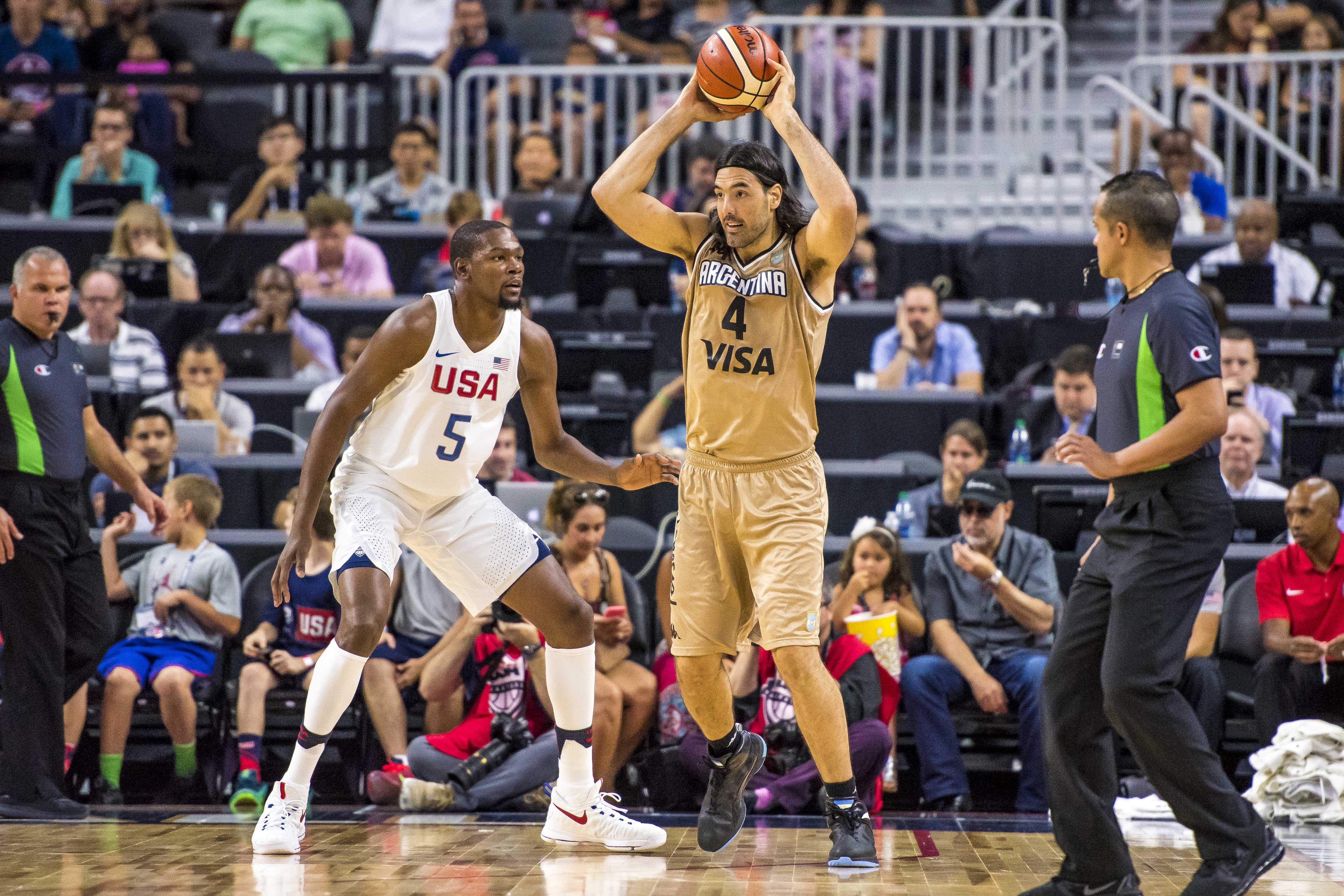 2016-07-23T030904Z_2101618537_NOCID_RTRMADP_3_BASKETBALL-USA-BASKETBALL-EXHIBITION-GAME-ARGENTINA-AT-USA