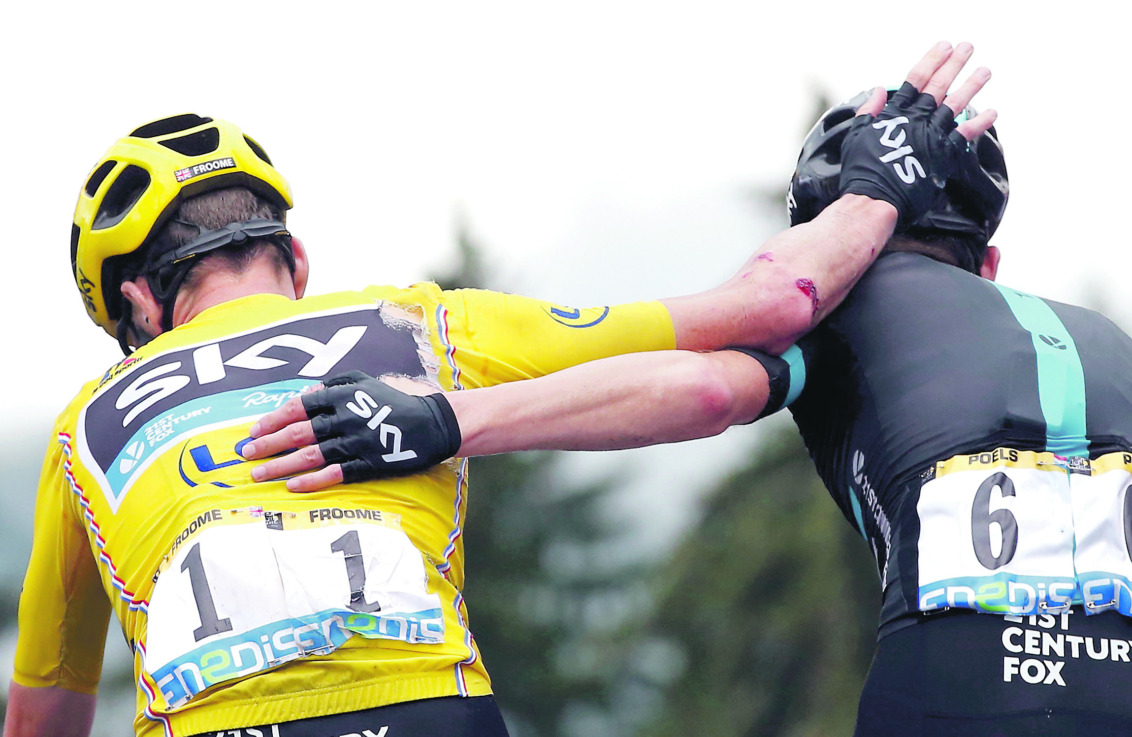 2016-07-22T163854Z_225169593_LR1EC7M1A8JYU_RTRMADP_3_CYCLING-TOUR_copy