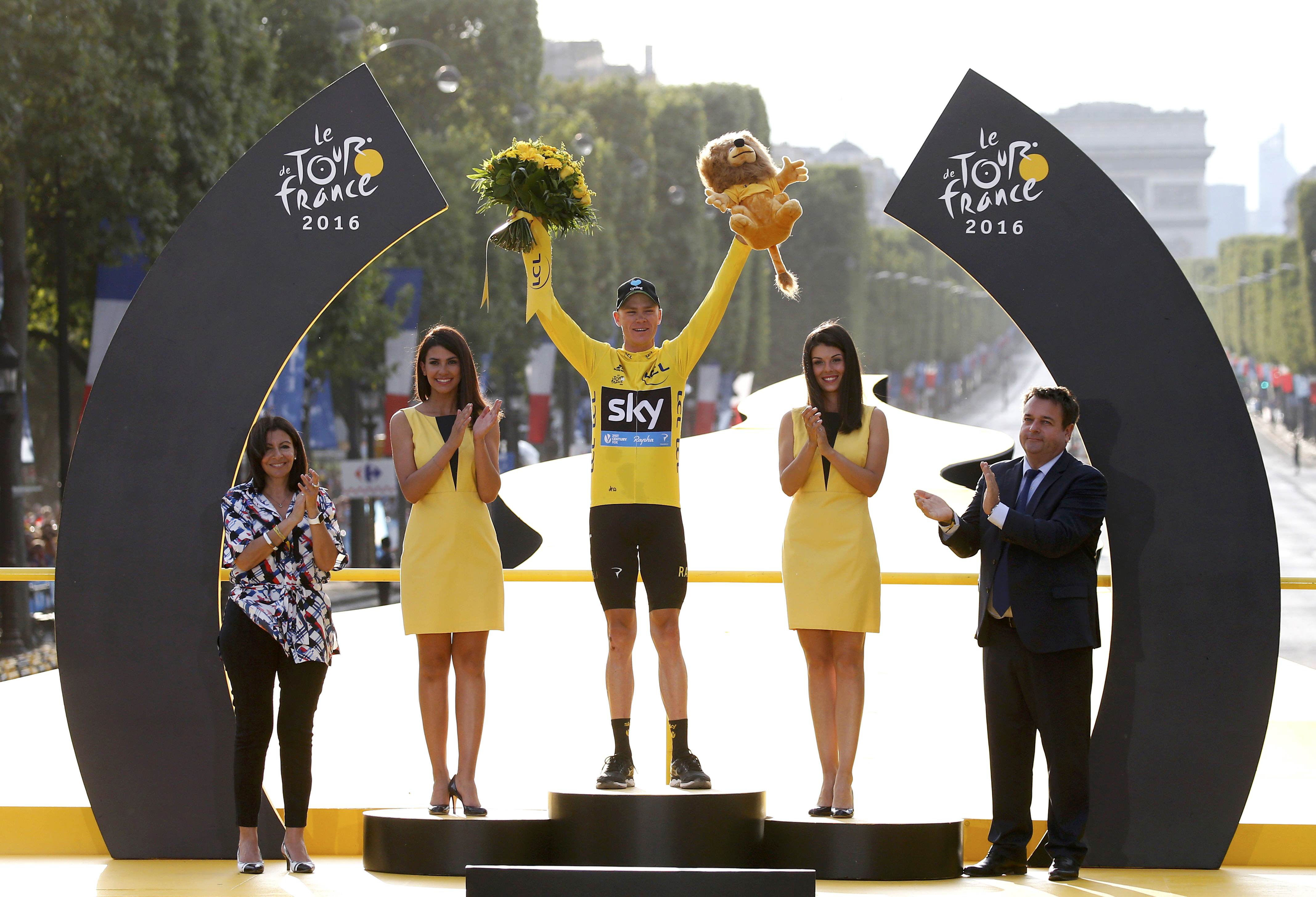 2016-07-24T201537Z_530615931_LR1EC7O1K9QFN_RTRMADP_3_CYCLING-TOUR