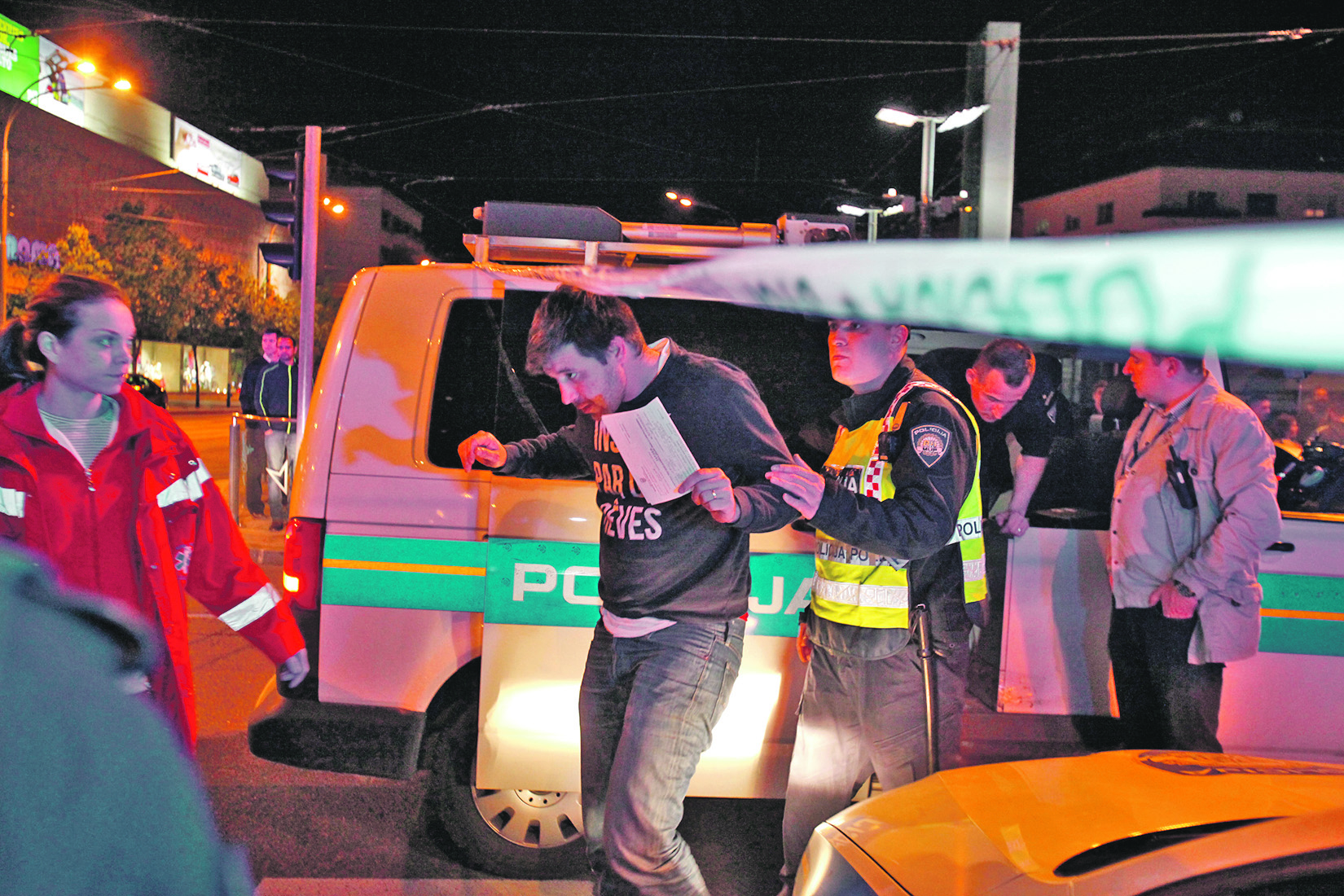 71331-92445-636052266161363182nesreca_kvatric2-1104aaaaaa16