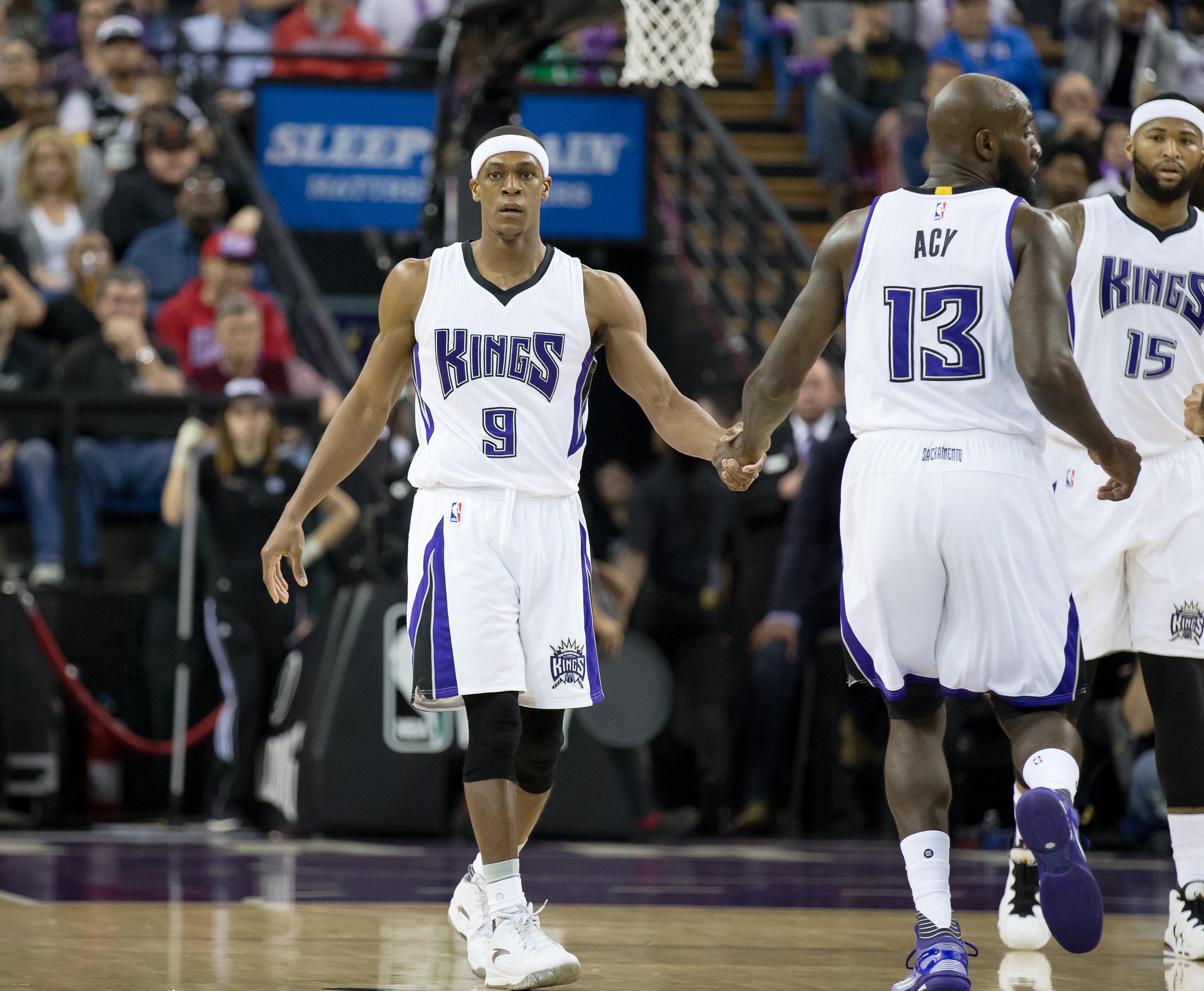 2016-02-25T041245Z_1683433552_NOCID_RTRMADP_3_NBA-SAN-ANTONIO-SPURS-AT-SACRAMENTO-KINGS