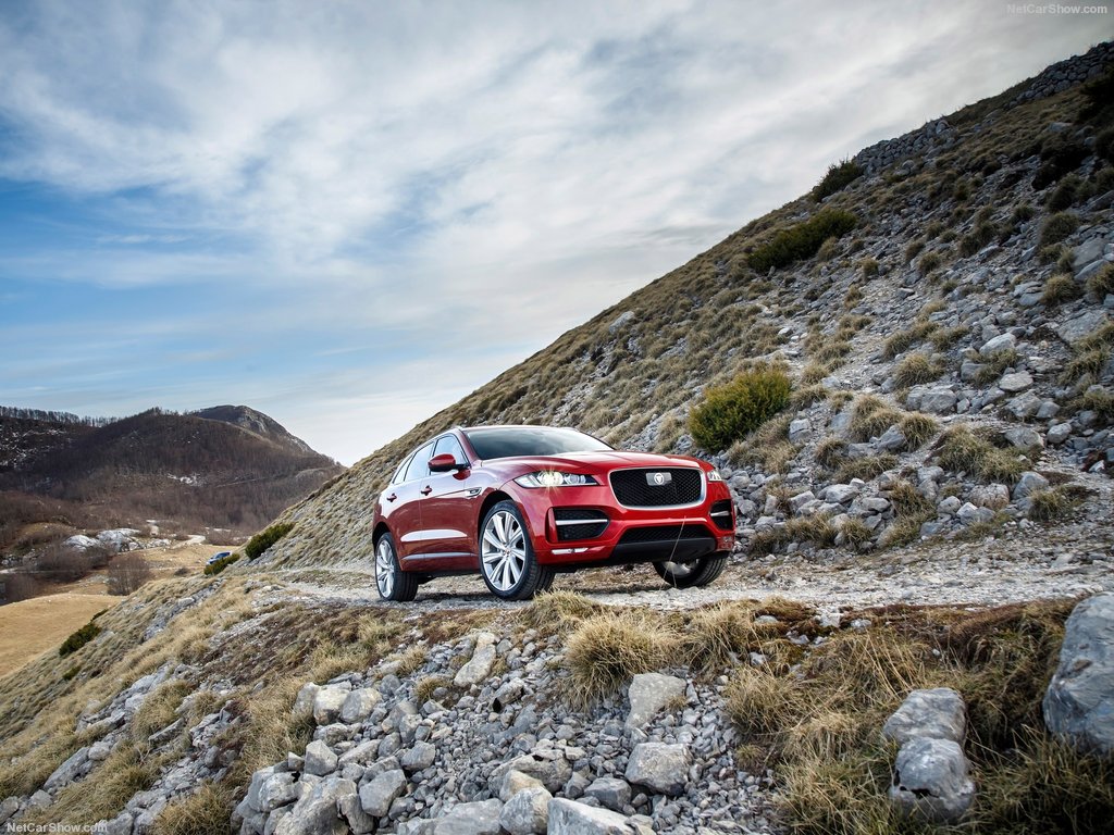 Jaguar-F-Pace-2017-1024-19