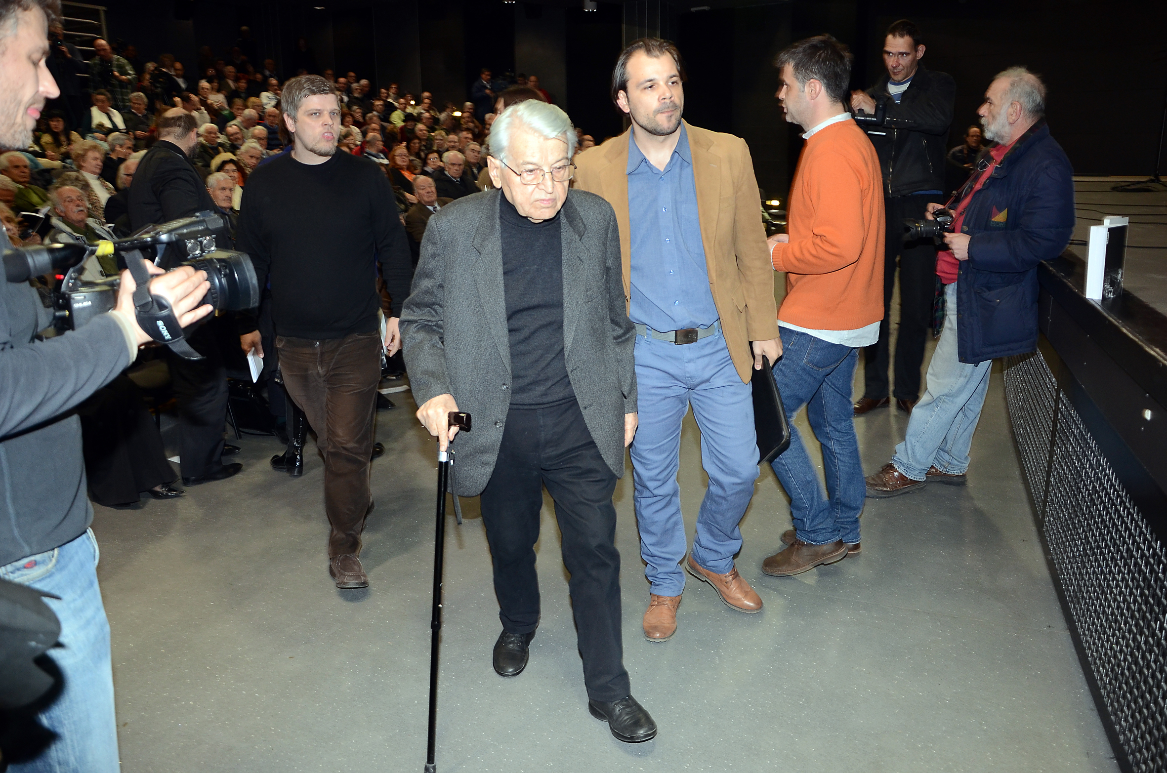 Na fotografiji: Dobrica Ćosić