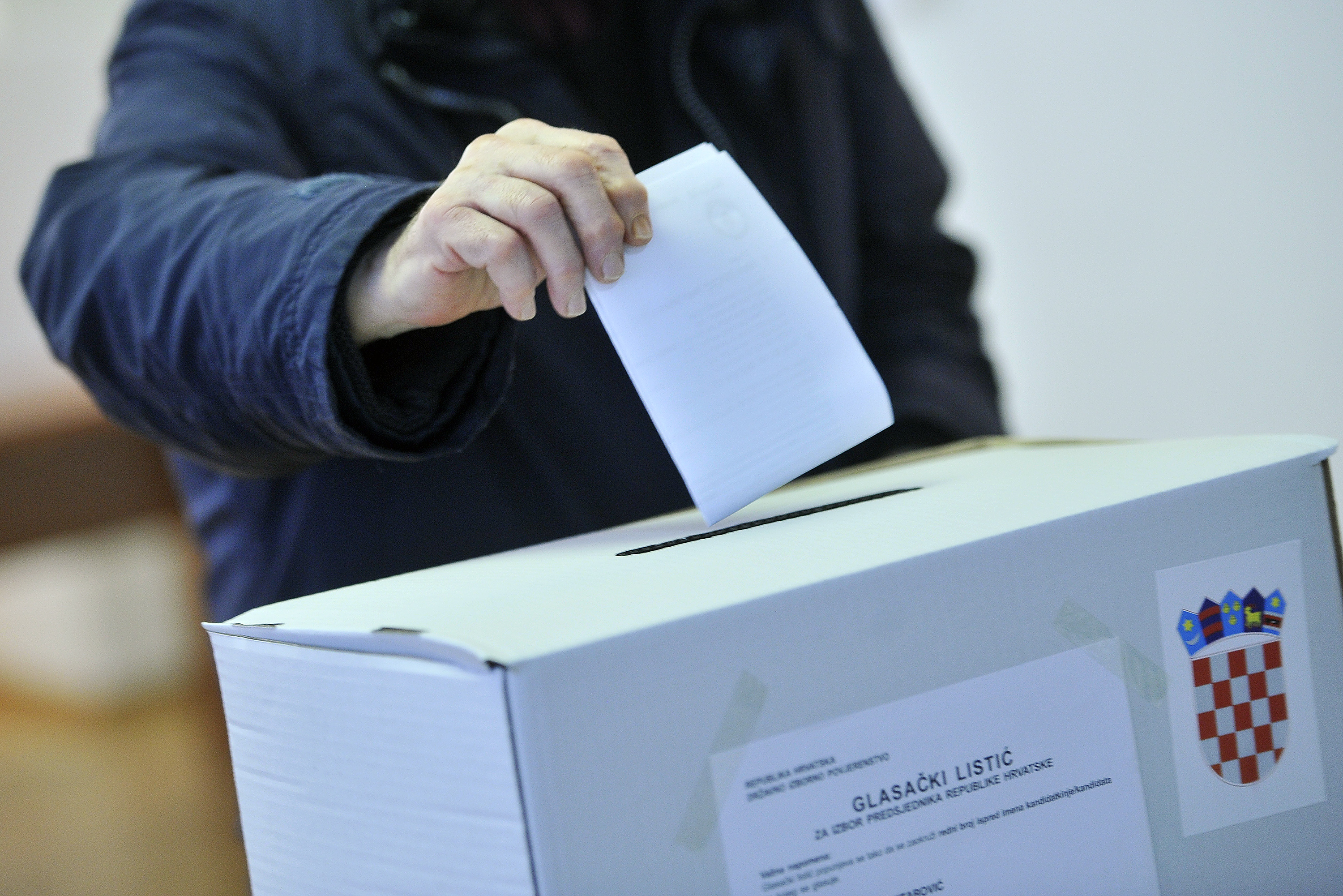 zagreb_izbori23-281214