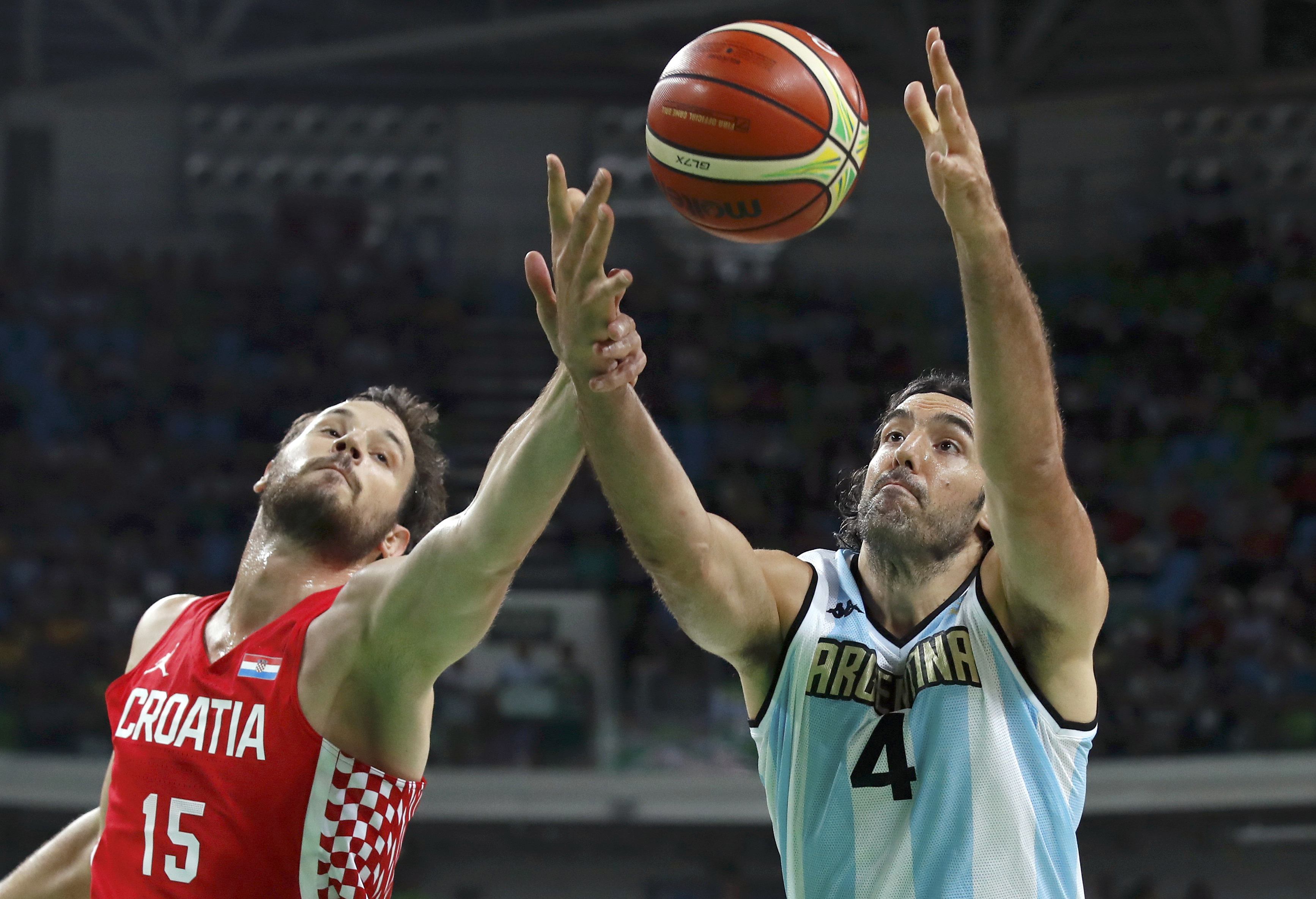 2016-08-10T015831Z_1945149694_RIOEC8A05HHYE_RTRMADP_3_OLYMPICS-RIO-BASKETBALL-M