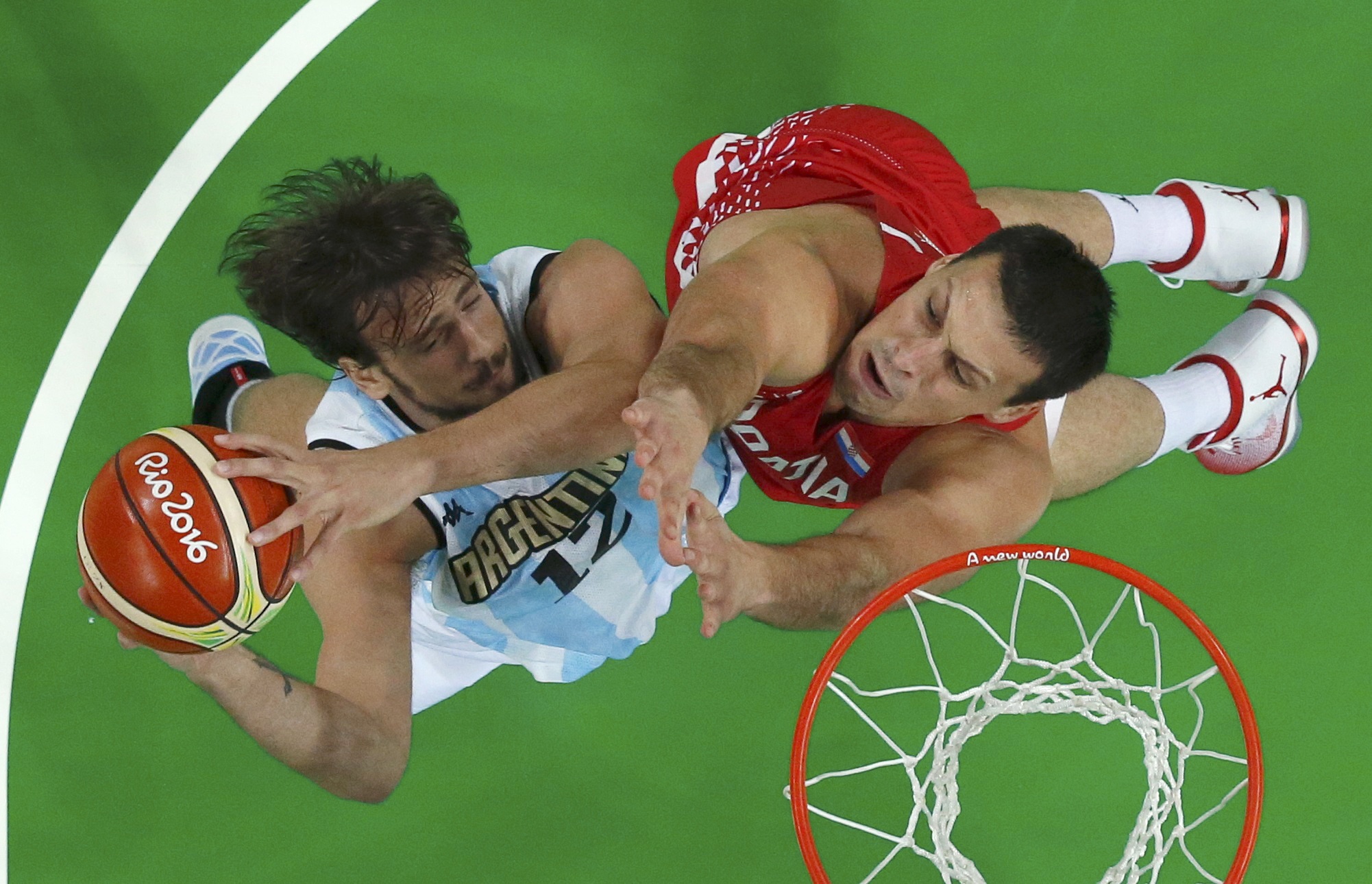 2016-08-10T020248Z_881446976_RIOEC8A05OMZJ_RTRMADP_3_OLYMPICS-RIO-BASKETBALL-M