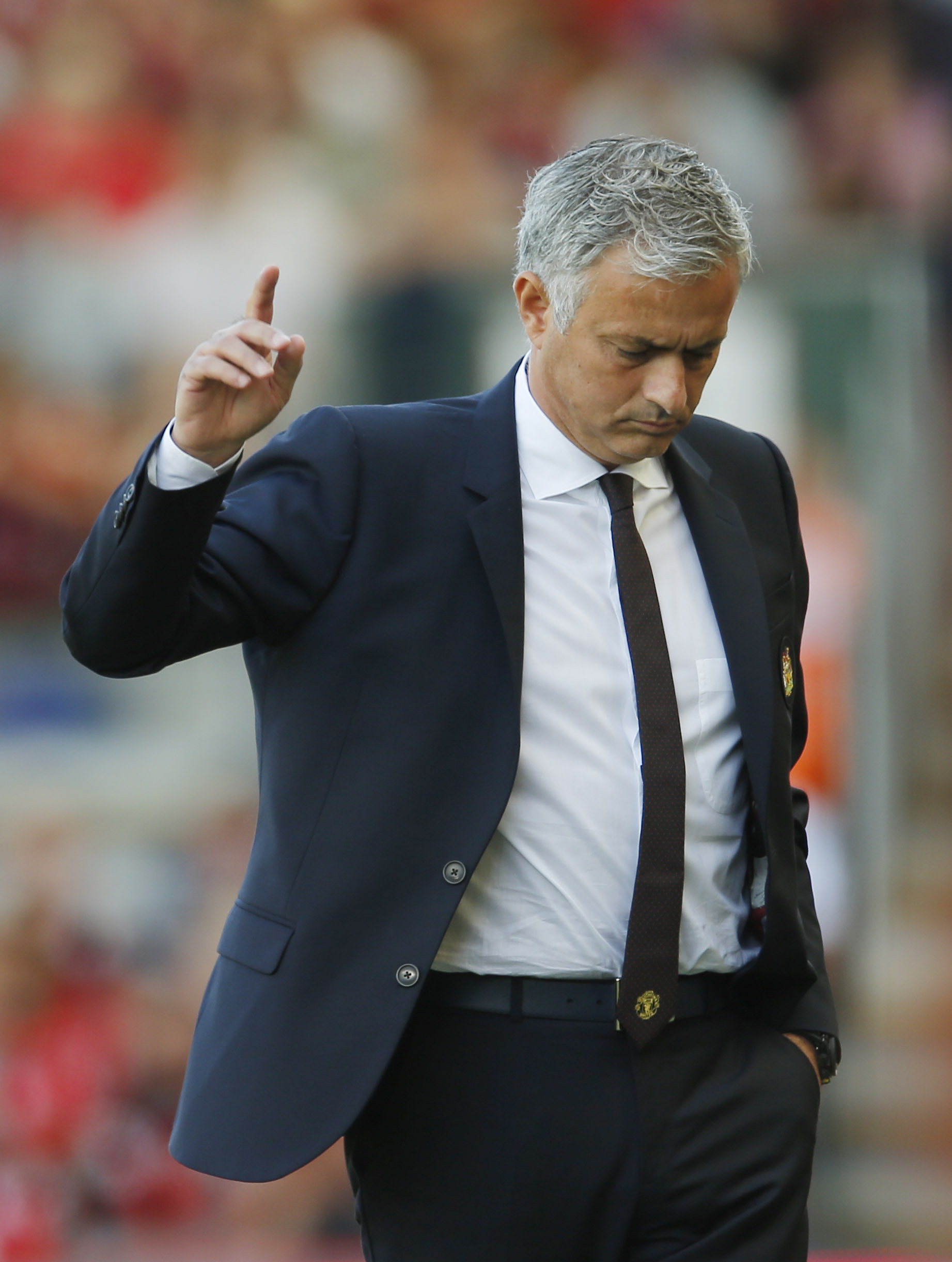 2016-08-14T134801Z_114184081_MT1ACI14544021_RTRMADP_3_SOCCER-ENGLAND-BOU-MUN_1