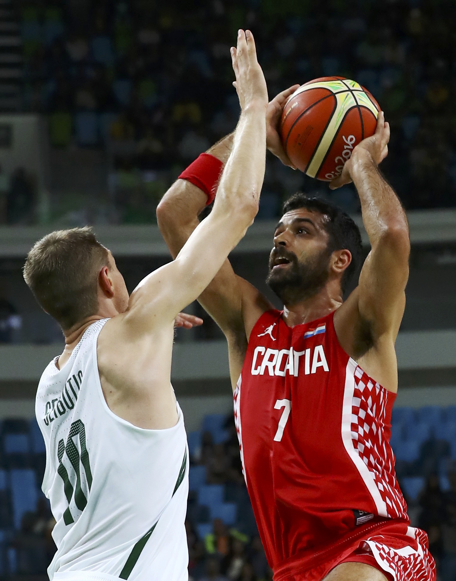 2016-08-16T015203Z_1310118076_RIOEC8G056QPY_RTRMADP_3_OLYMPICS-RIO-BASKETBALL-M