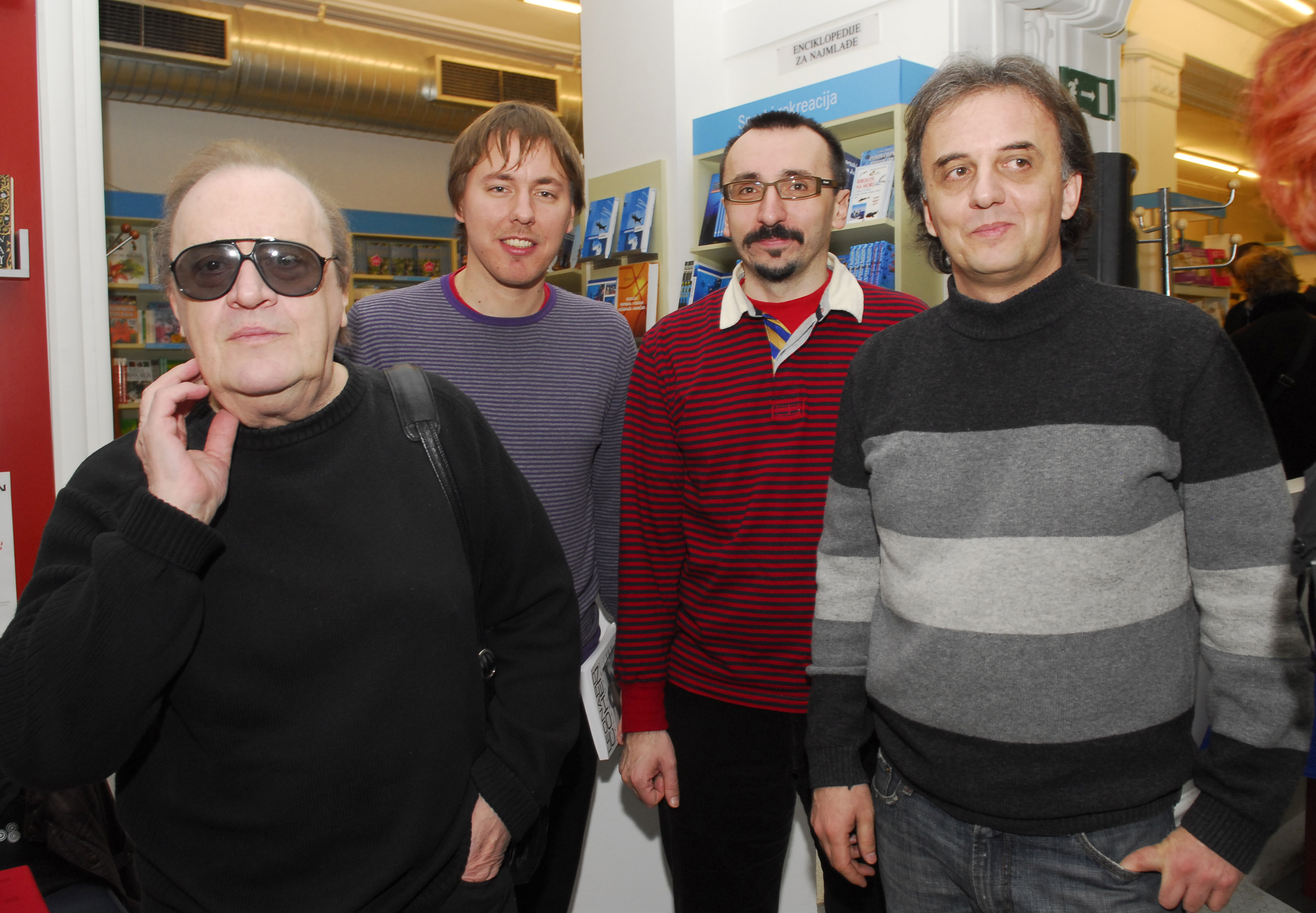 Arsen Dedić,Tomislav Šakić, Branko Komljenović i Denis Leskovar na promociji prijevoda biografije Leonarda Cohena 'Hallelujah'