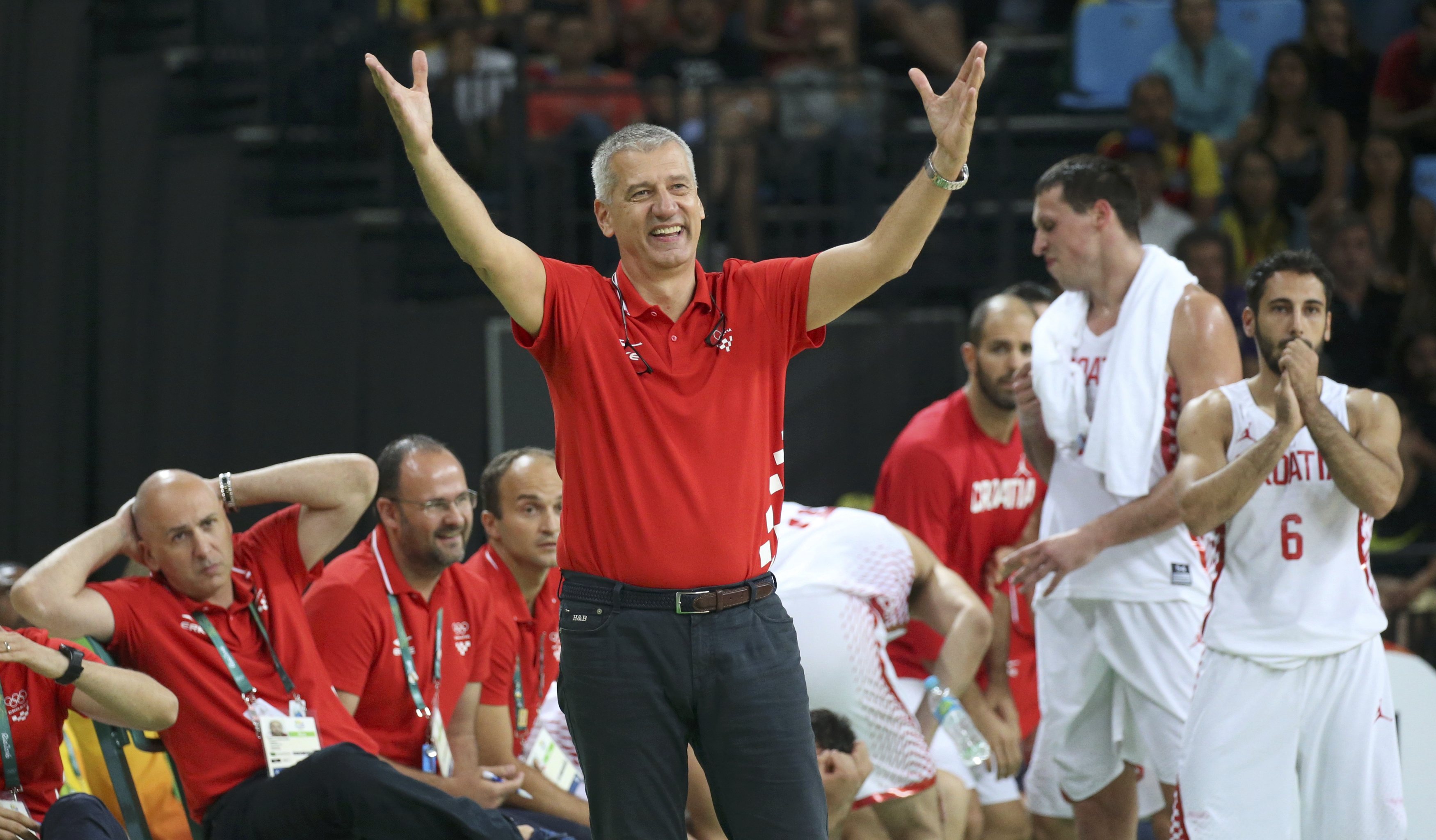 2016-08-18T030935Z_1253967465_RIOEC8I08RX9R_RTRMADP_3_OLYMPICS-RIO-BASKETBALL-M