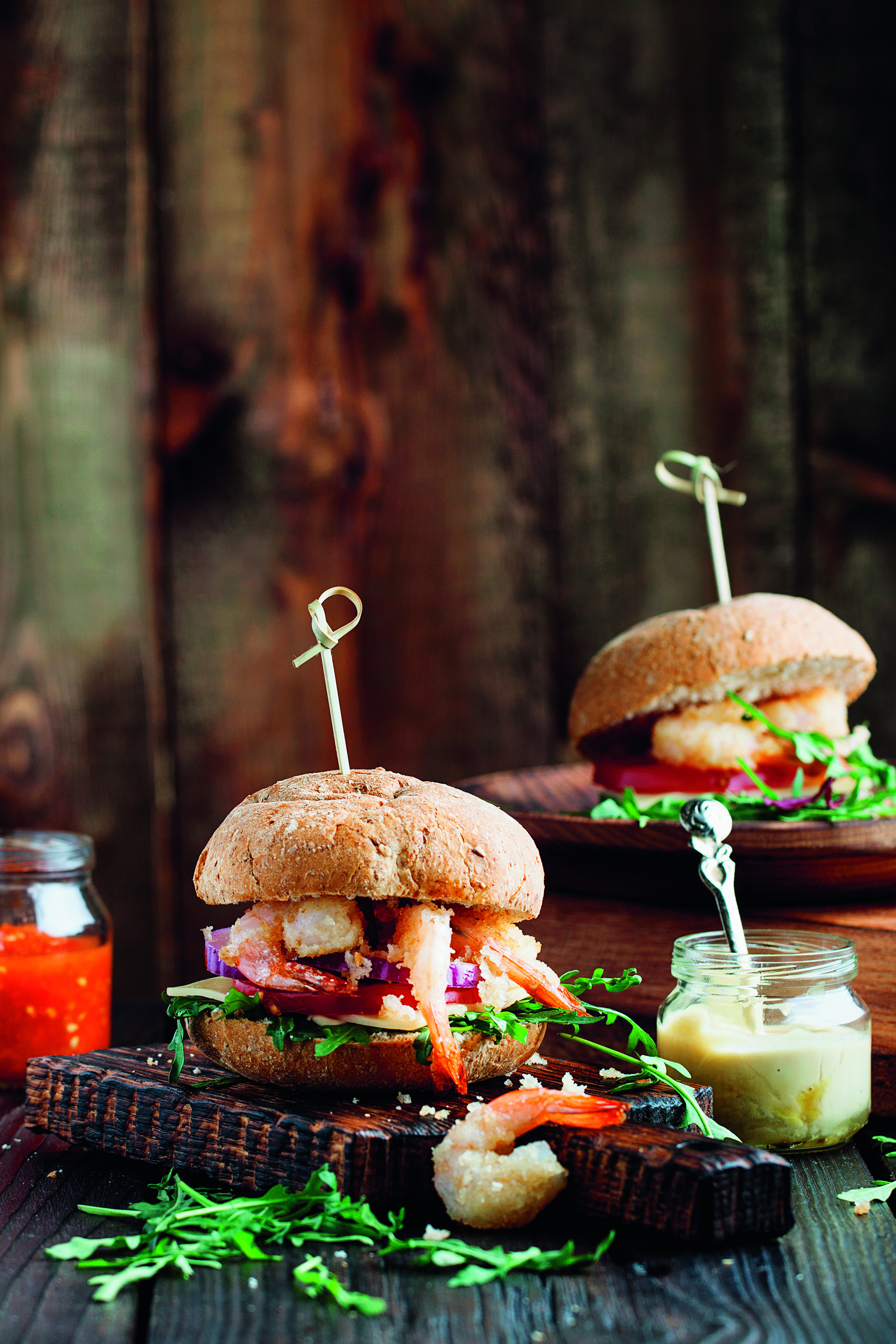 shrimps--arugula--cheese--tomato-and-onion-with-mustard-sauce
